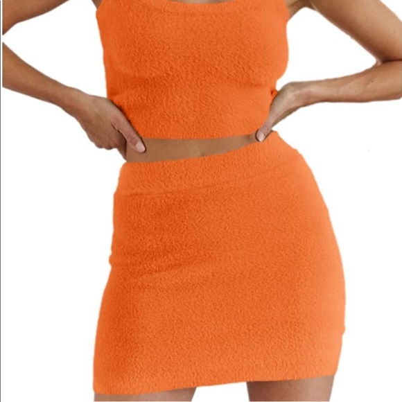 SOLD⭐️ NWT 2-Piece Set Knitted Sleeveless Crop Top and Mini Skirt Loungewear - Picture 16 of 16